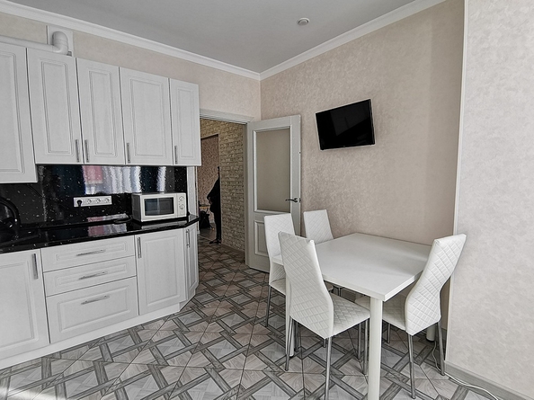 
   Продам 1-комнатную, 50 м², Владимирская ул, 55В

. Фото 3.