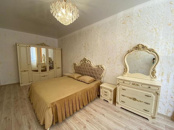 
   Продам 2-комнатную, 65 м², Владимирская ул, 55к1

. Фото 1.