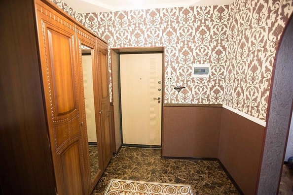 
   Продам 2-комнатную, 77 м², Омелькова ул, 28

. Фото 8.