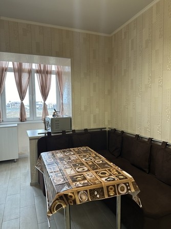 
   Продам 1-комнатную, 38 м², Ленина ул, 180к8

. Фото 2.