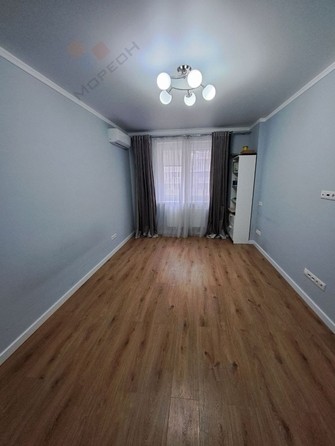 
   Продам 1-комнатную, 37 м², Евгении Жигуленко ул, 9

. Фото 11.