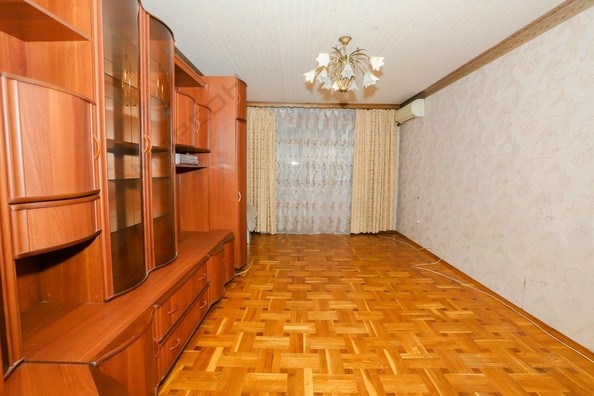 
   Продам 3-комнатную, 69.1 м², 30-й Иркутской Дивизии ул, 13

. Фото 1.