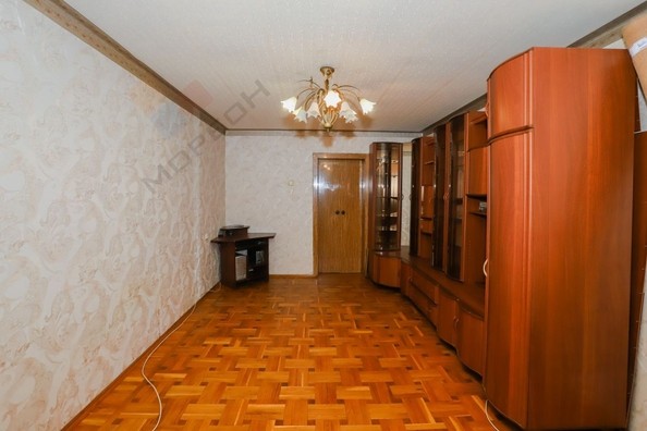 
   Продам 3-комнатную, 69.1 м², 30-й Иркутской Дивизии ул, 13

. Фото 5.