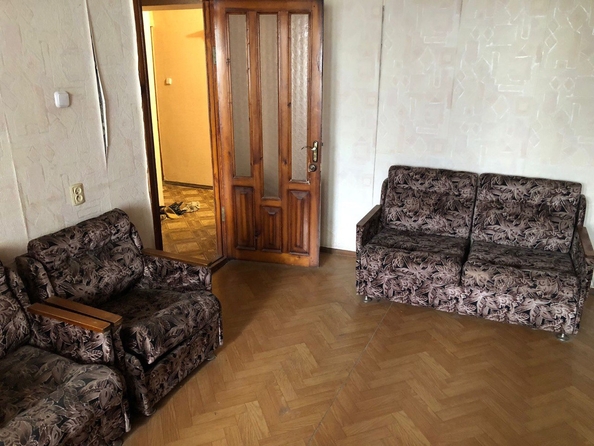 
   Продам 2-комнатную, 58 м², Островского ул, д 152

. Фото 24.