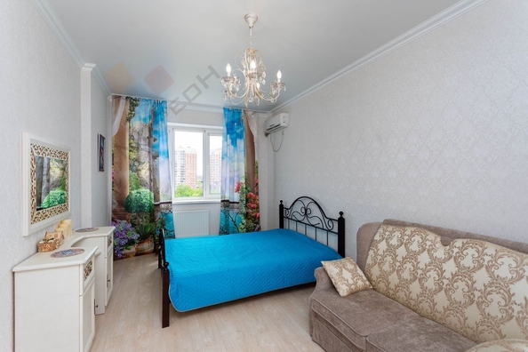 
   Продам 1-комнатную, 38.2 м², Восточно-Кругликовская ул, 34

. Фото 1.