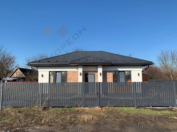 
   Продам дом, 80 м², Краснодар

. Фото 3.