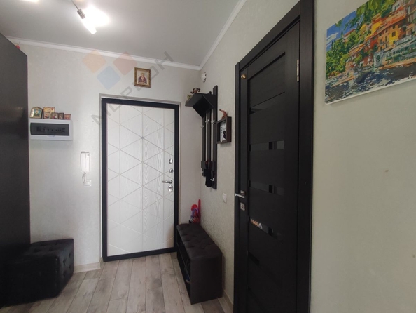 
   Продам 1-комнатную, 39.2 м², Цезаря Куникова ул, 24к1

. Фото 3.