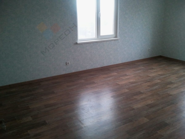 
   Продам 2-комнатную, 72 м², Александра Покрышкина ул, 2/1

. Фото 3.