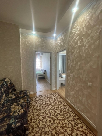 
   Продам 1-комнатную, 49 м², Янтарная ул, д 13

. Фото 2.