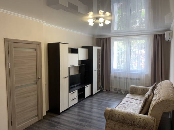 
   Продам 1-комнатную, 42 м², Парковая ул, 64к2

. Фото 3.