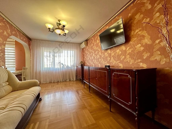 
   Продам 3-комнатную, 63.2 м², Гагарина ул, 75

. Фото 10.