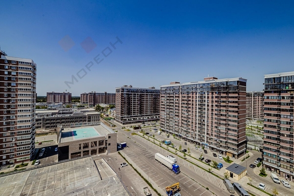 
   Продам 1-комнатную, 40.4 м², Западный Обход ул, 45к4

. Фото 18.