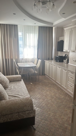 
   Продам 1-комнатную, 45 м², Грибоедова ул, д 31

. Фото 1.