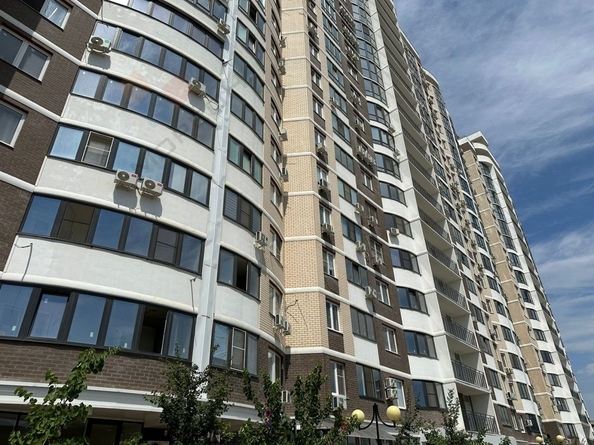 
   Продам 2-комнатную, 56 м², Адмирала Крузенштерна ул, 6/3

. Фото 1.