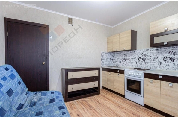 
   Продам 1-комнатную, 37.7 м², Героя Аверкиева А.А. ул, 30

. Фото 4.