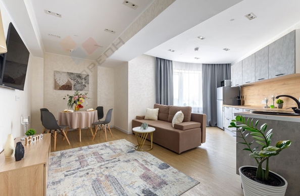 
   Продам 2-комнатную, 54.8 м², Уральская ул, 75/6

. Фото 1.