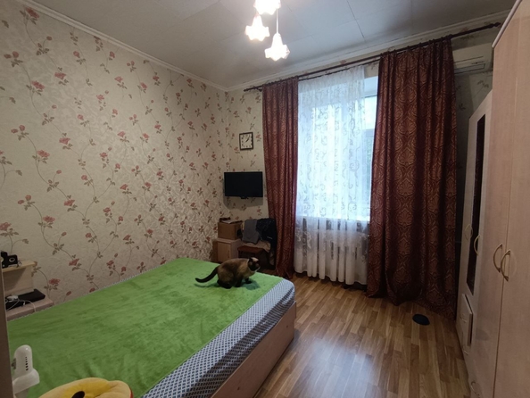 
   Продам 2-комнатную, 70 м², Ленина ул, 68

. Фото 3.