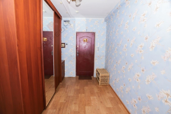 
   Продам 2-комнатную, 67 м², Снесарева ул, 8

. Фото 11.