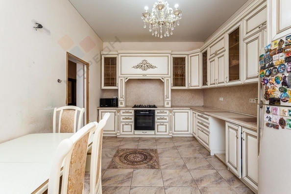 
   Продам дом, 215 м², Краснодар

. Фото 1.