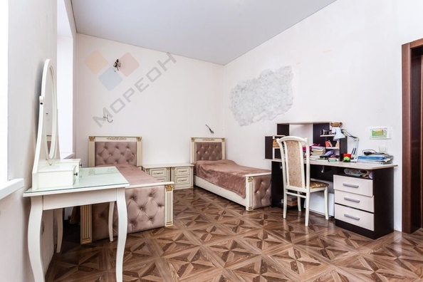 
   Продам дом, 215 м², Краснодар

. Фото 32.