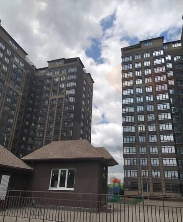 
   Продам 4-комнатную, 310 м², Ярославская ул, 113

. Фото 1.