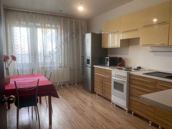 
   Продам 3-комнатную, 80.2 м², Дубравная ул, 15

. Фото 1.