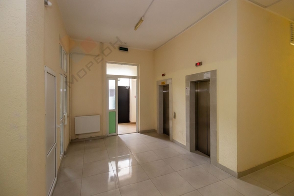 
   Продам 1-комнатную, 40.2 м², Симферопольская ул, 58/3

. Фото 35.