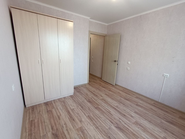 
   Продам 1-комнатную, 46 м², Адмирала Пустошкина ул, 22к6

. Фото 8.