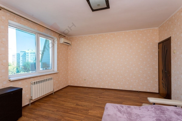 
   Продам 3-комнатную, 92.8 м², Хаджинова М.И. ул, 9

. Фото 5.