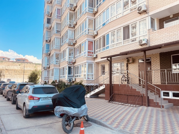 
   Продам 1-комнатную, 53 м², Верхняя дорога ул, 151к2

. Фото 6.