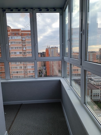 
   Продам 3-комнатную, 76.3 м², Героя Георгия Бочарникова ул, 4к1

. Фото 29.