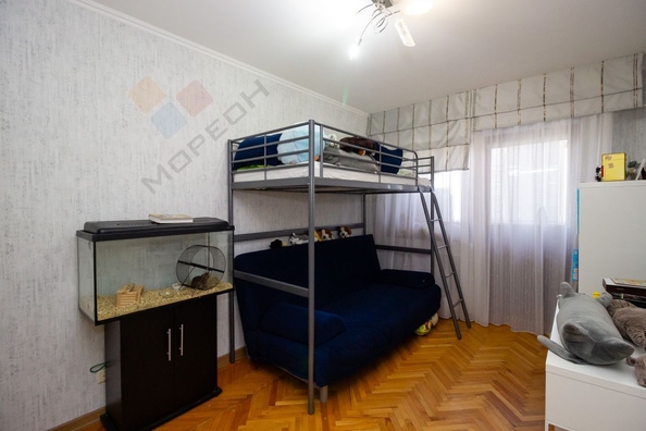 
   Продам 3-комнатную, 74.5 м², Дзержинского ул, 215

. Фото 11.