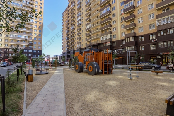 
   Продам 1-комнатную, 35 м², Героя Ростовского ул, 8к3

. Фото 3.