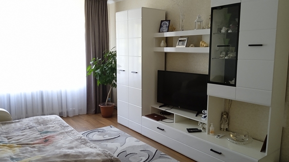 
   Продам 2-комнатную, 51 м², ГСК-11 тер

. Фото 1.