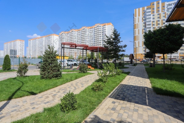 
   Продам 2-комнатную, 57.8 м², Героя Владислава Посадского ул, 17к2

. Фото 23.