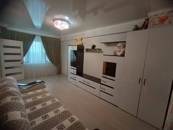 
   Продам 4-комнатную, 125 м², Череповецкая ул, 18

. Фото 11.