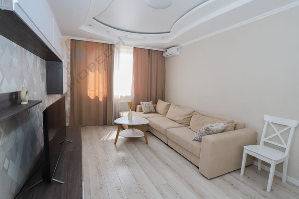 
   Продам 2-комнатную, 59.4 м², Таманская ул, 130/3

. Фото 3.