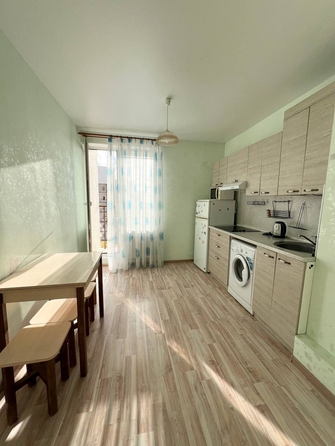 
   Продам 1-комнатную, 40 м², Горная ул, д 15В

. Фото 8.