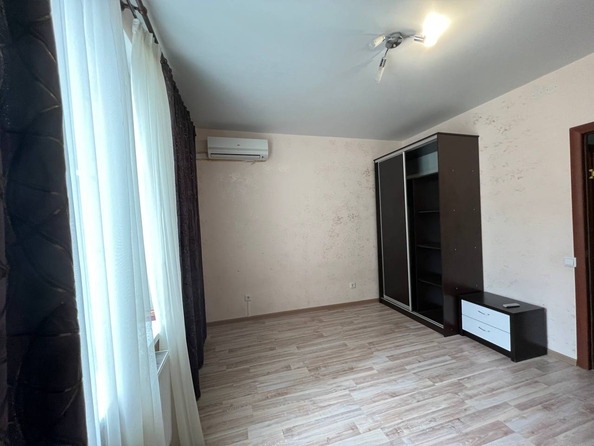 
   Продам 3-комнатную, 82 м², Горная ул, д 15В

. Фото 7.