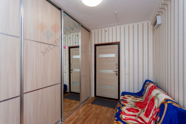 
   Продам 2-комнатную, 61 м², Генерала Трошева Г.Н. ул, 17

. Фото 1.