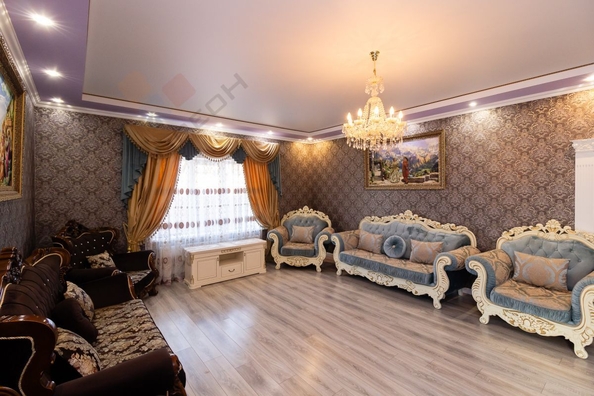 
   Продам дом, 293.4 м², Краснодар

. Фото 12.