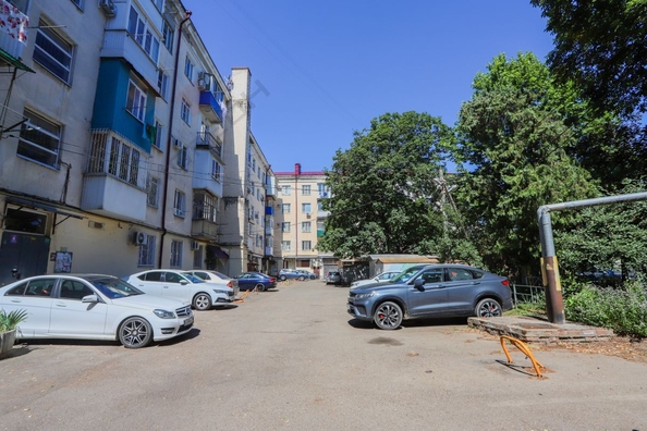 
   Продам 3-комнатную, 131.8 м², Красная ул, 158

. Фото 35.