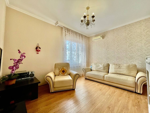 
   Продам 1-комнатную, 48 м², Кати Соловьяновой ул, 84

. Фото 12.