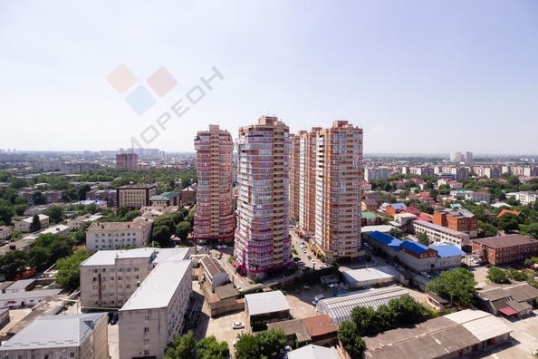 
   Продам 2-комнатную, 65 м², Новороссийская ул, 90/2к1

. Фото 50.