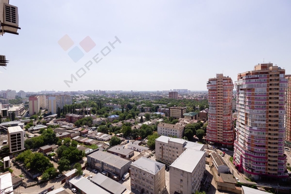 
   Продам 2-комнатную, 65 м², Новороссийская ул, 90/2к1

. Фото 51.