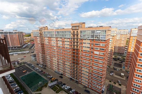 
   Продам 2-комнатную, 54.7 м², Западный Обход ул, 39/2к5

. Фото 13.