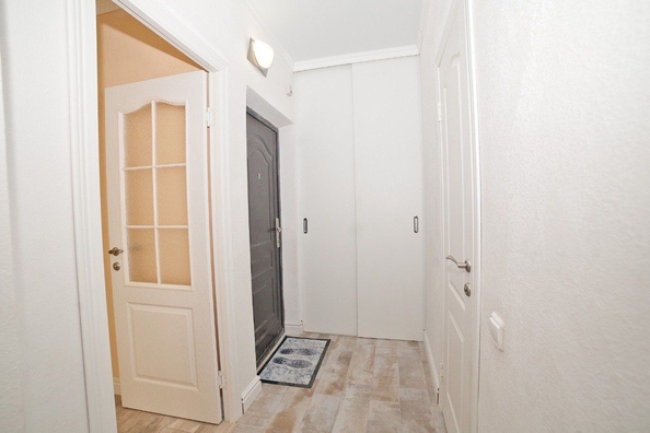 
   Продам 1-комнатную, 40 м², Северный мкр, д 2А

. Фото 2.