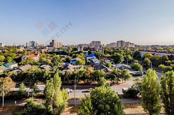 
   Продам 2-комнатную, 81 м², Стахановская ул, 1

. Фото 22.