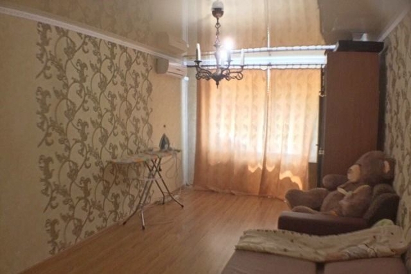 
   Продам 3-комнатную, 62 м², Терская ул, 190

. Фото 1.