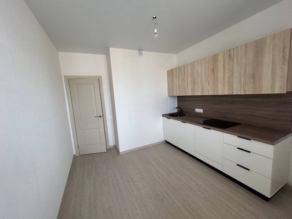 
   Продам 2-комнатную, 65 м², Супсехское ш, 39к15

. Фото 1.